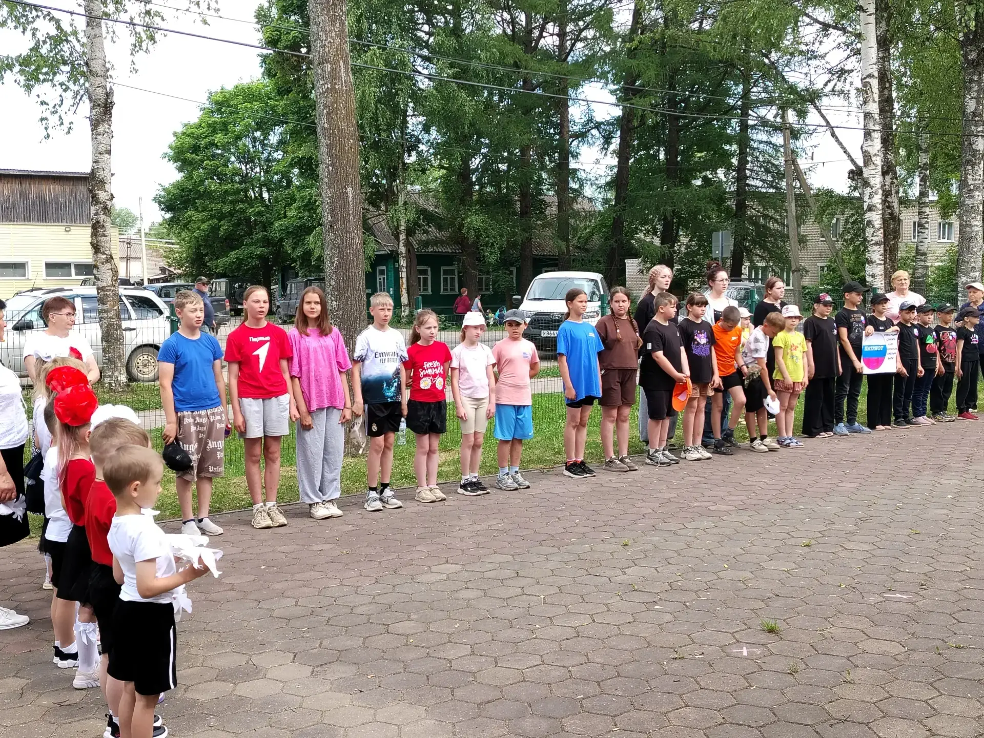 10 июня команда летнего лагеря ЛДП представила себя на муниципальном этапе военно-спортивной игры «З
