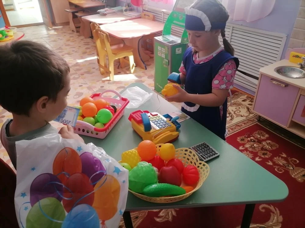 ☀Сегодня в 4 подготовительной группе " Ромашки🌼" дети закрепляли знания по финансовой�...
