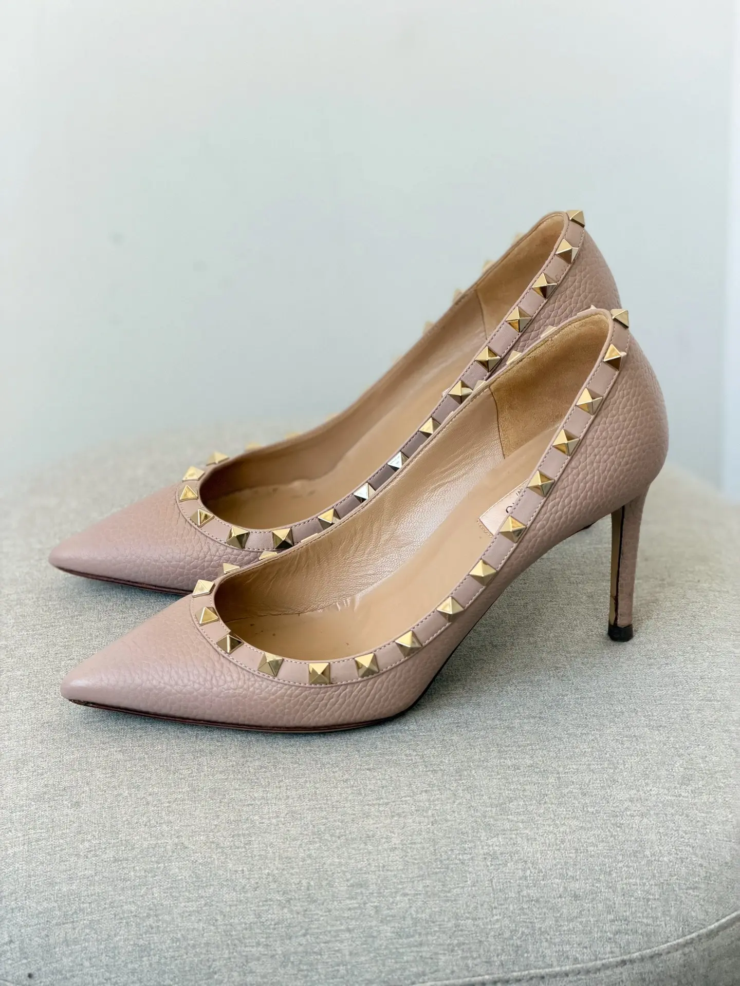 Туфли Valentino
Отличное состояние 
Маркировка 38.5
Кожа натуральная 
16.000₽✨

89136568060 номер дл