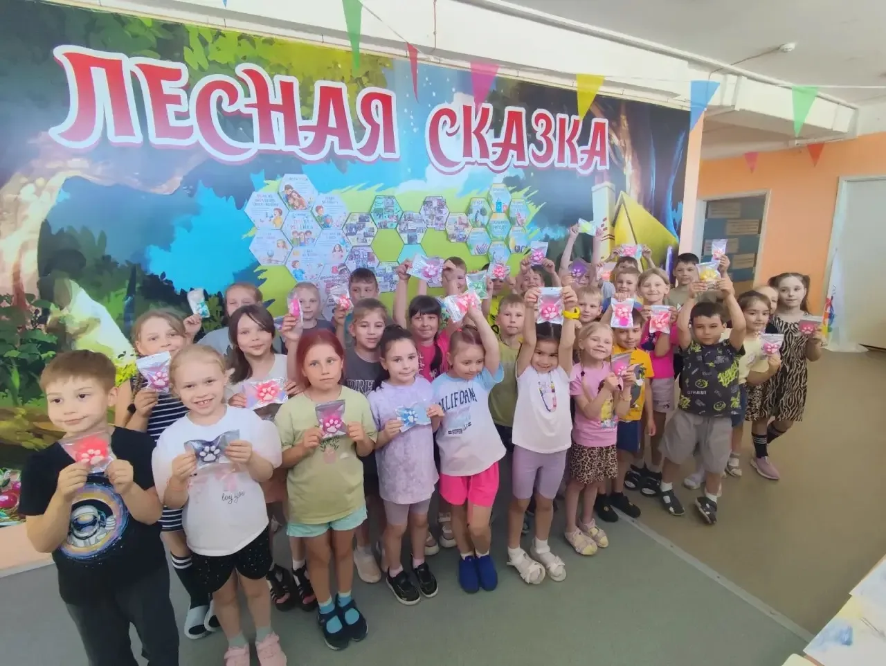 🎉 Как прошёл наш день в лагере! 🎉

Этот день был по-настоящему насыщенным и весёлым! 🤩

Сначала д