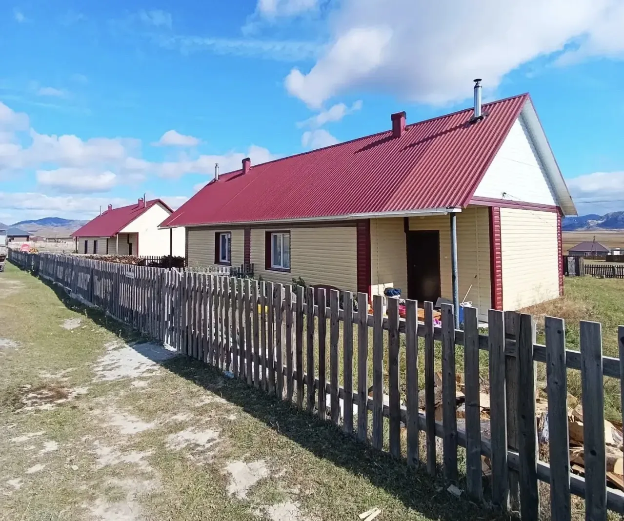 В Усть-Канском районе проверили жилье для детей-сирот