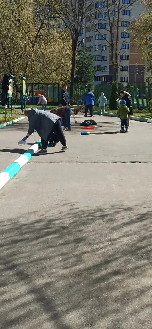 Педагогический коллектив МБОУ СОШ N2 дошкольного отделения совместно с родительской общественностью 