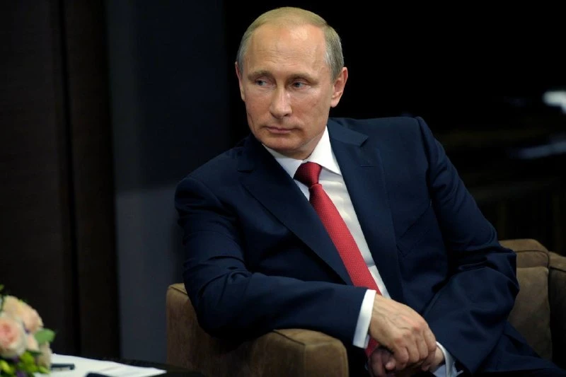 Томичей просят поздравить президента с днем рождения. Сегодня Владимиру Путину исполняе...