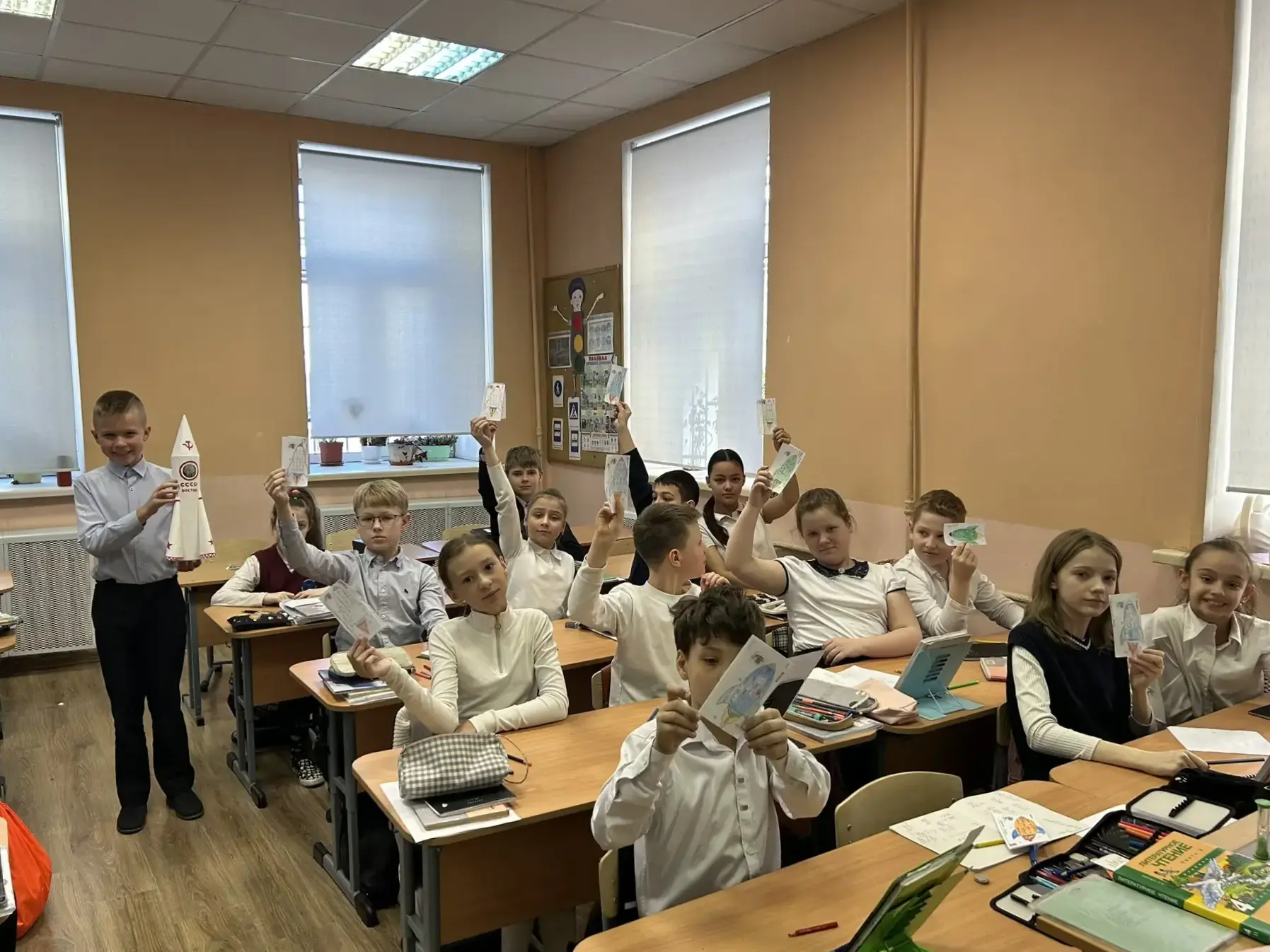 Космический расчет: День математики в начальной школе! 🧮🚀🌕  Предметная неделя в филиале начальной шк
