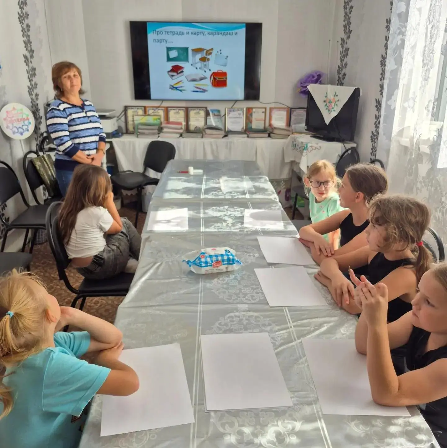ПРО ТЕТРАДЬ И КАРТУ, КАРАНДАШ И ПАРТУ…👨‍🏫👩‍🏫🏫📚✒️