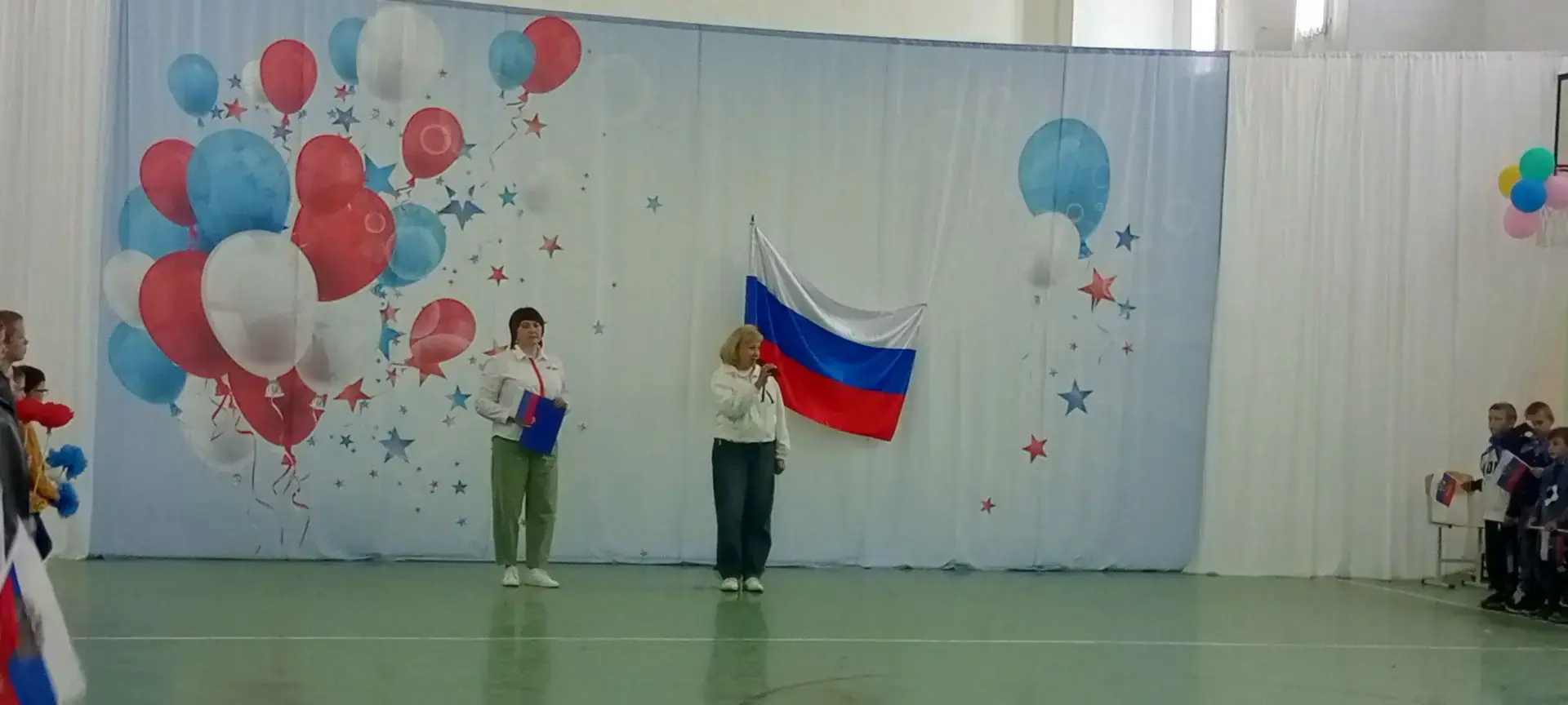 🇷🇺12 июня — День России!

💥В преддверии этого важного государственного праздника в лагере дневног