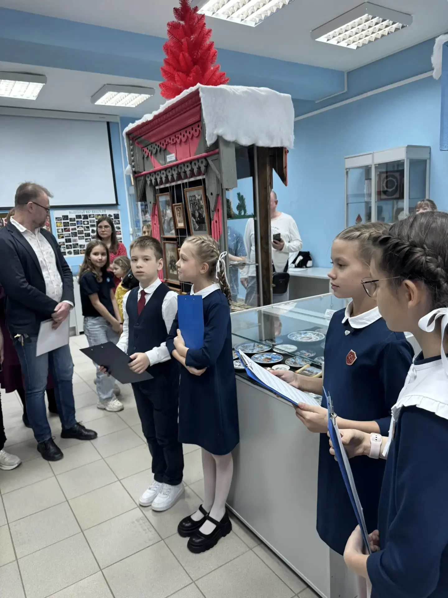 15 мая в Музее камня подведены итоги городского фестиваля «Калейдоскоп коллекций». Обучающихся 4 «И»