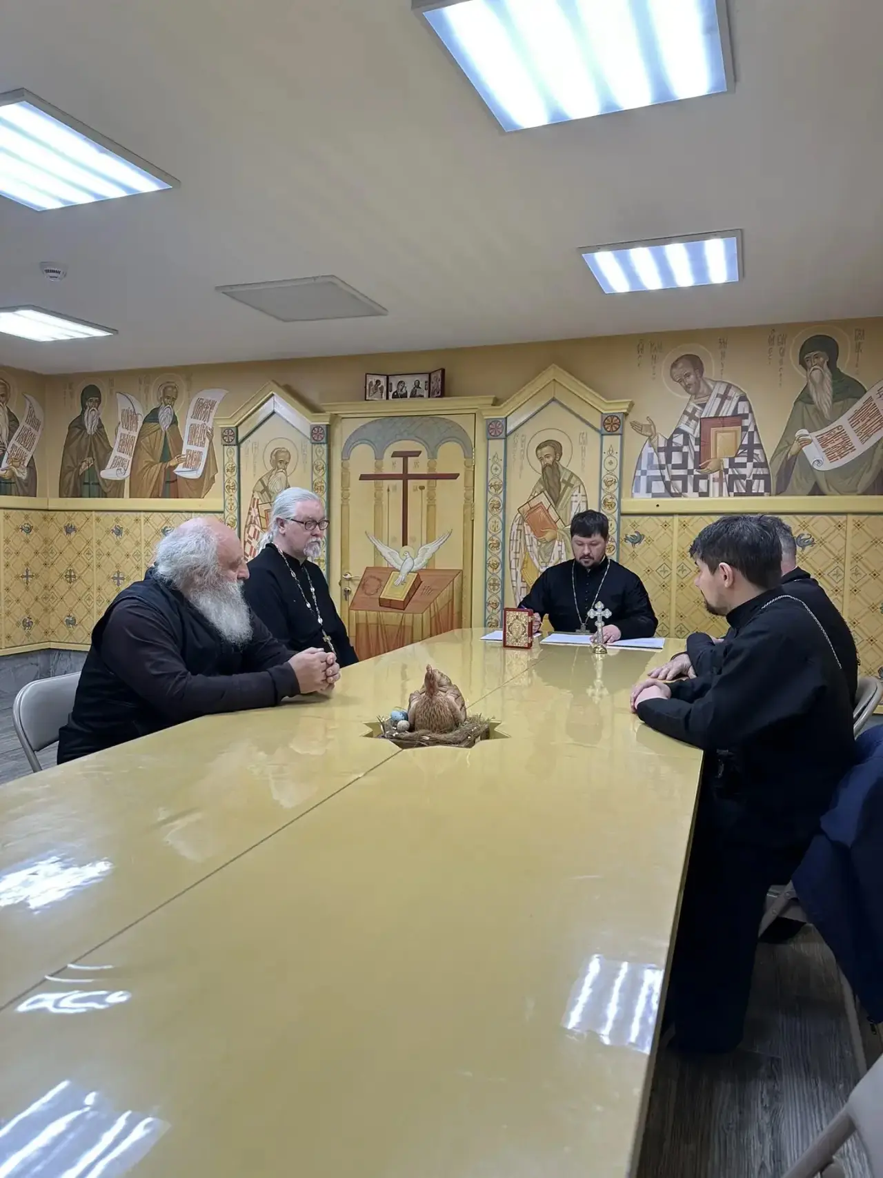 В Свято-Иннокентьевском храме  села Анга Качугского района (родина святителя Иннокентия, митрополита