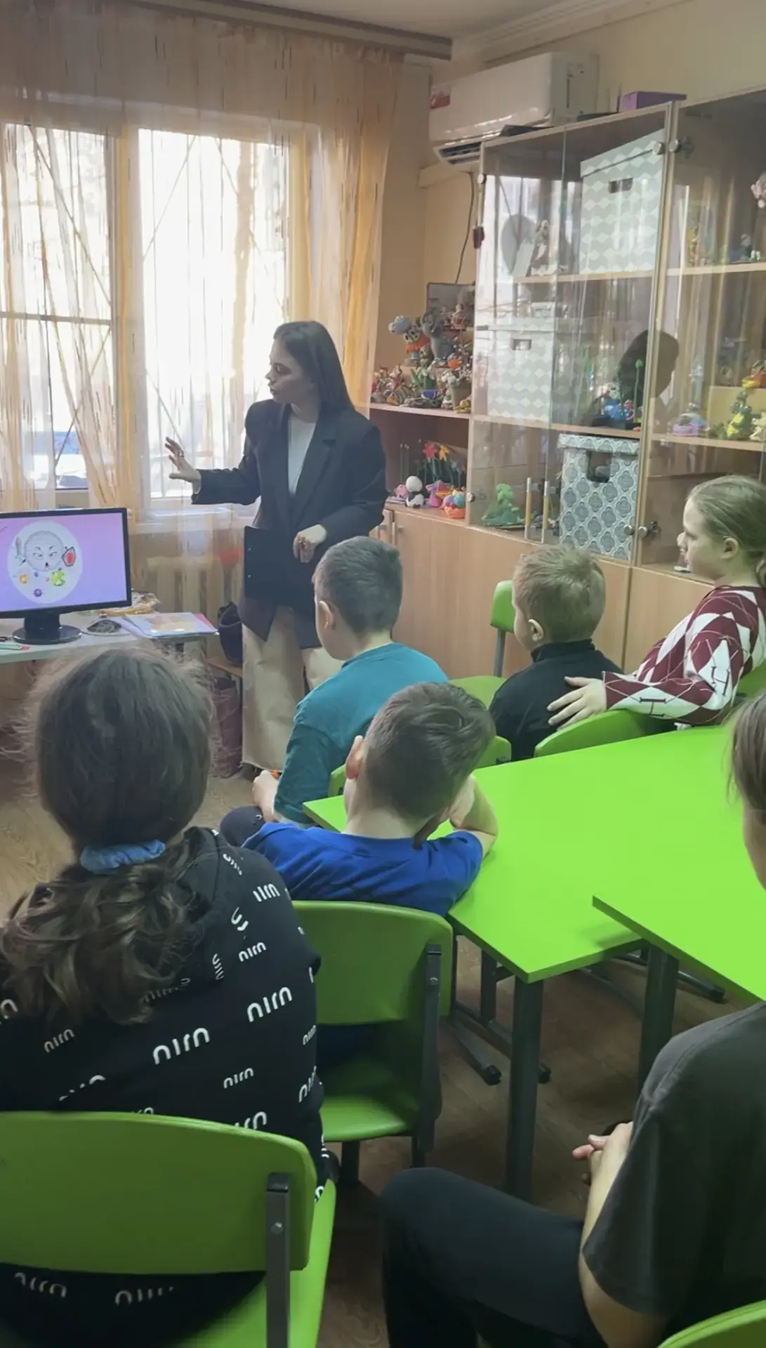 Вчера в комнате школьника «Радуга» прошло интерактивное занятие по проекту «Культурное наследие Росс