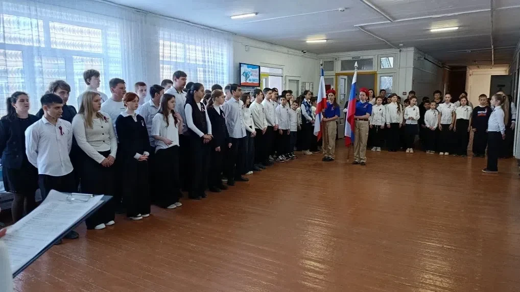 🌟 16 марта учащиеся Синицынской школы отметили 12-ю годовщину воссоединения Крыма с Ро...