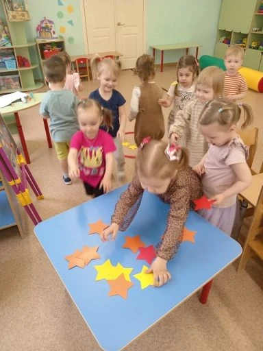 Делимся впечатлениями о сегодняшнем дне — он был посвящён Дню космонавтики! 🌟Наши юные космонавты, с