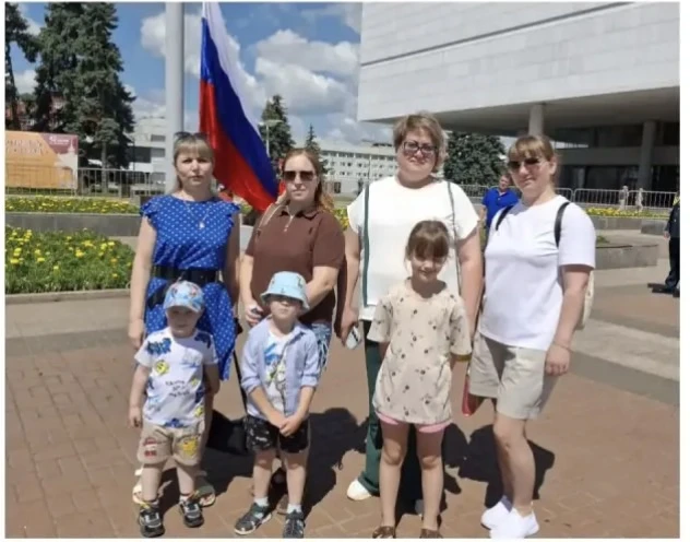 Ура, праздники! 🇷🇺 Сегодня наши коллеги и семьи воспитанников стали участниками ярких мероприятий,