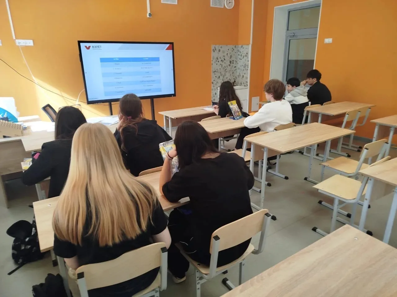 🗓️ 20 марта в 3‑м корпусе нашего образовательного комплекса в рамках недели иностранных языков прошл