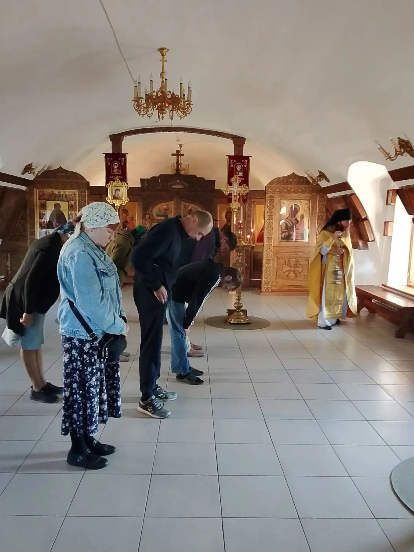 БОГОСЛУЖЕНИЕ