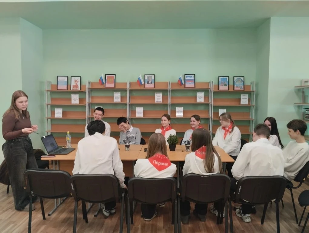 🌟 Встреча участников Движения Первых 🚀  В Центре Детских Инициатив состоялась важная встреча участни