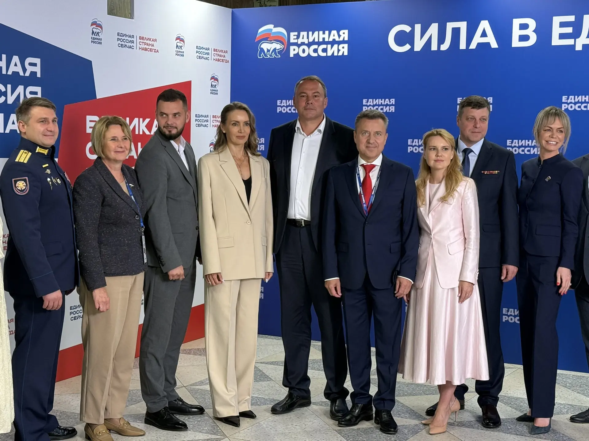 Авторы Народной программы - люди, заинтересованные в сильной и успешной России.