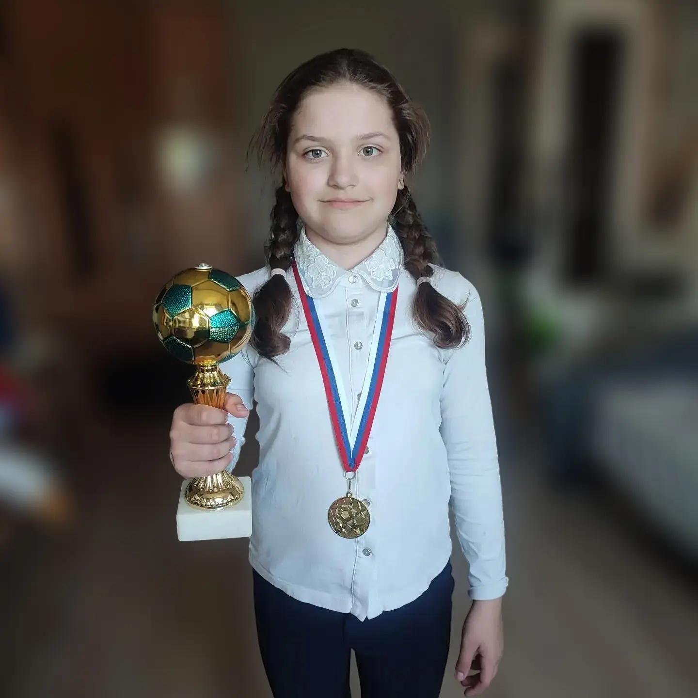🌟 Знакомьтесь: Поликарпова Ольга Евгеньевна, ей 10 лет! 💛
