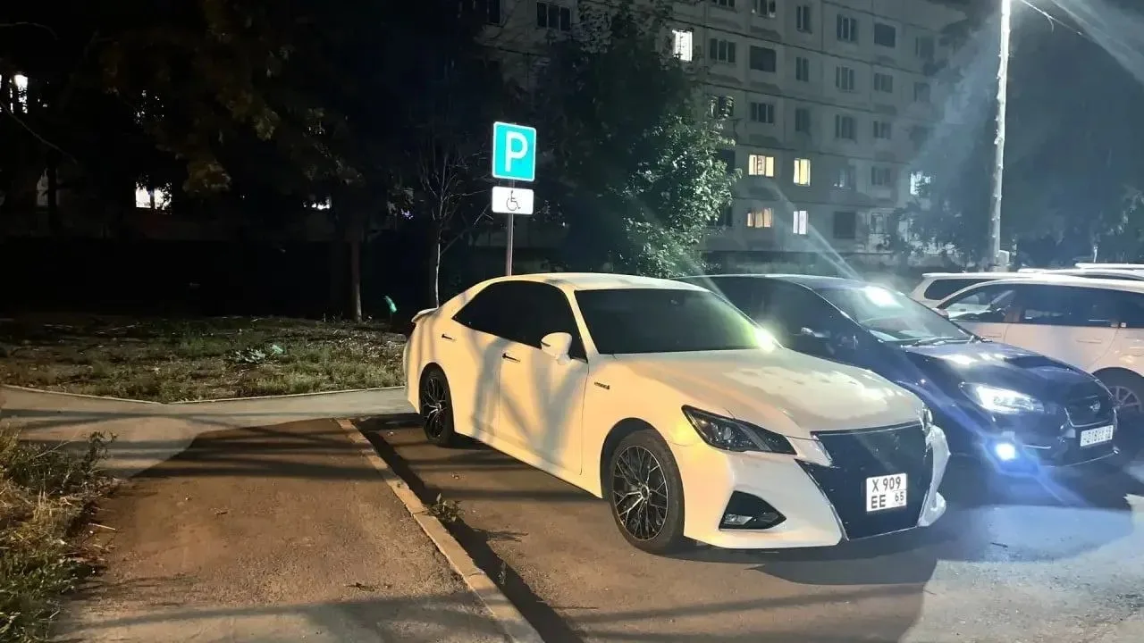 Скрылся после ДТП: полиция ищет свидетелей аварии на Украинской в Южно-Сахалинске
