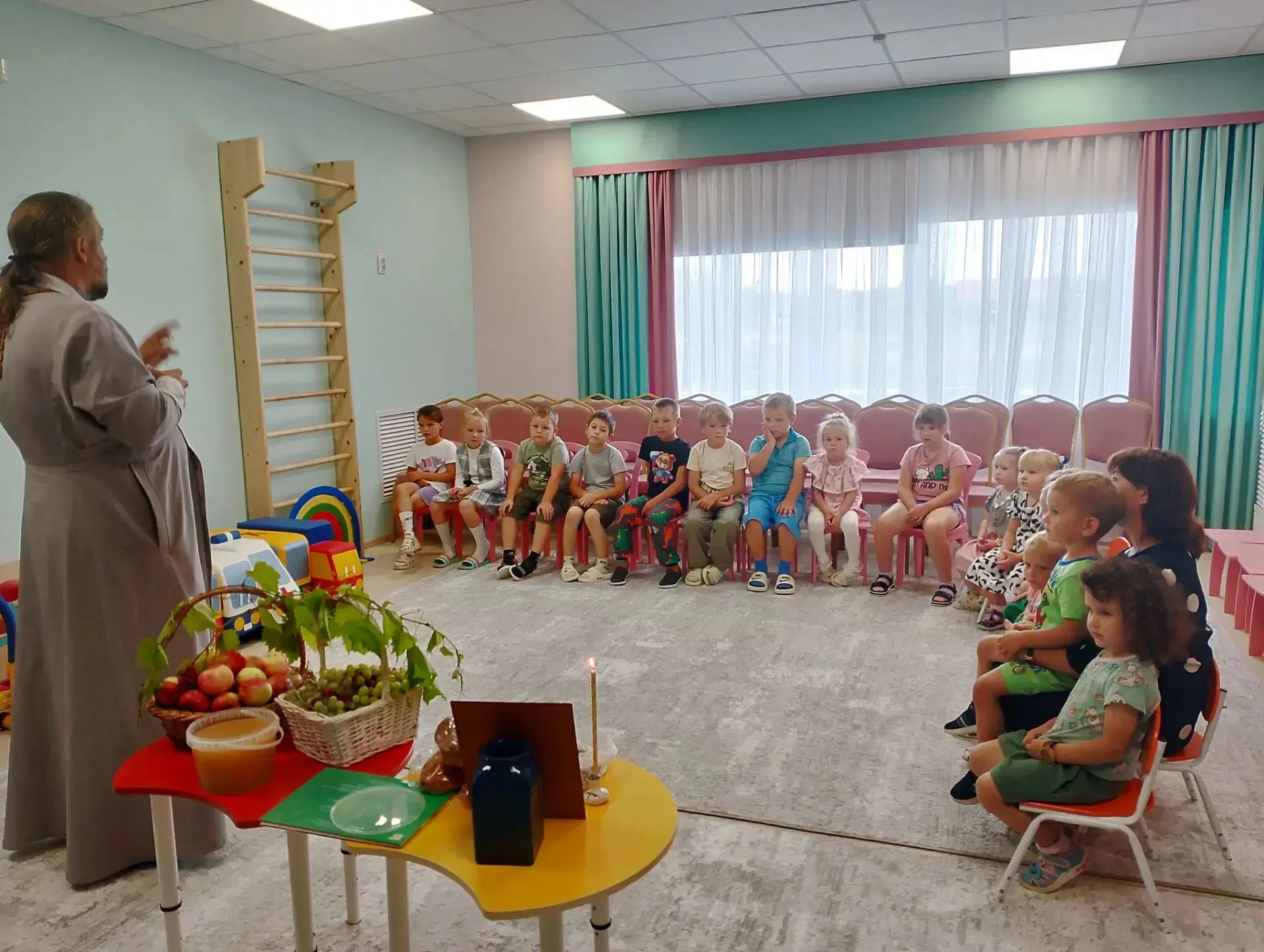 В гостях у сказки, да не простой, а праздничной! ✨