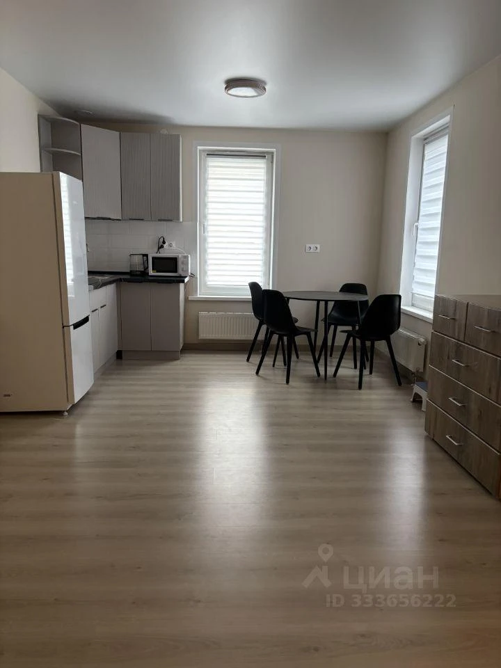 Сдам без посредников: студия, 34м²