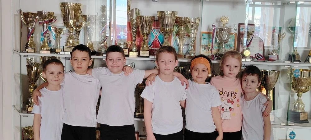 Апрель месяц в этом году выдался спортивным. Ребята нашего детского сада участвовали в ...