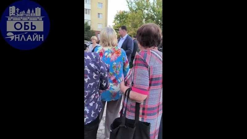Мер города Сергей Синяев на встрече с жителями заверил,что к 1 ноября 2026г.мост через ...