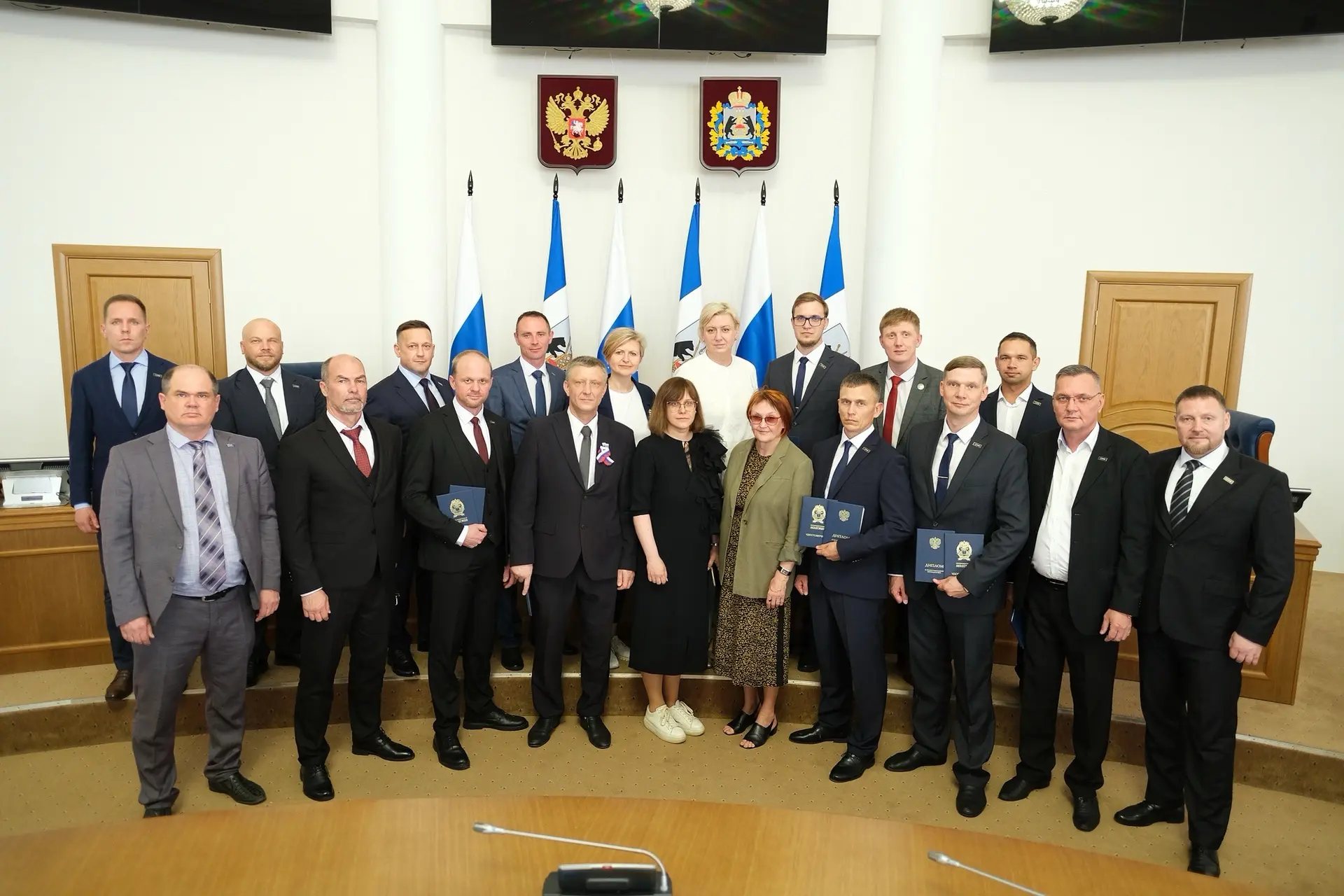 🎓 В Новгородской области завершилось обучение участников образовательного проекта «СВОи Герои 53».
