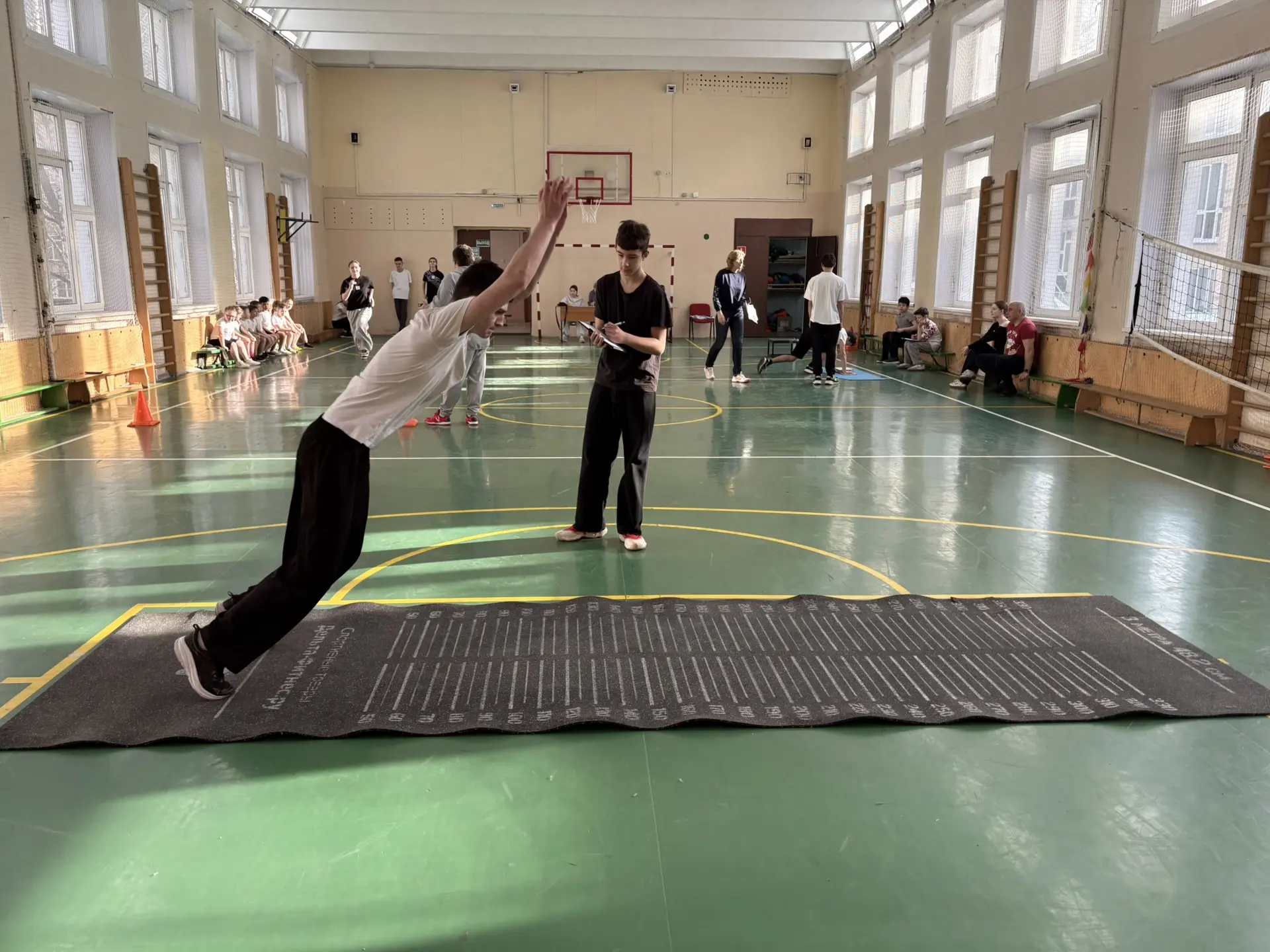 💪🏻 В нашей школе прошла сдача нормативов ГТО  Ребята вновь проверили свою физическую подготовку в ра