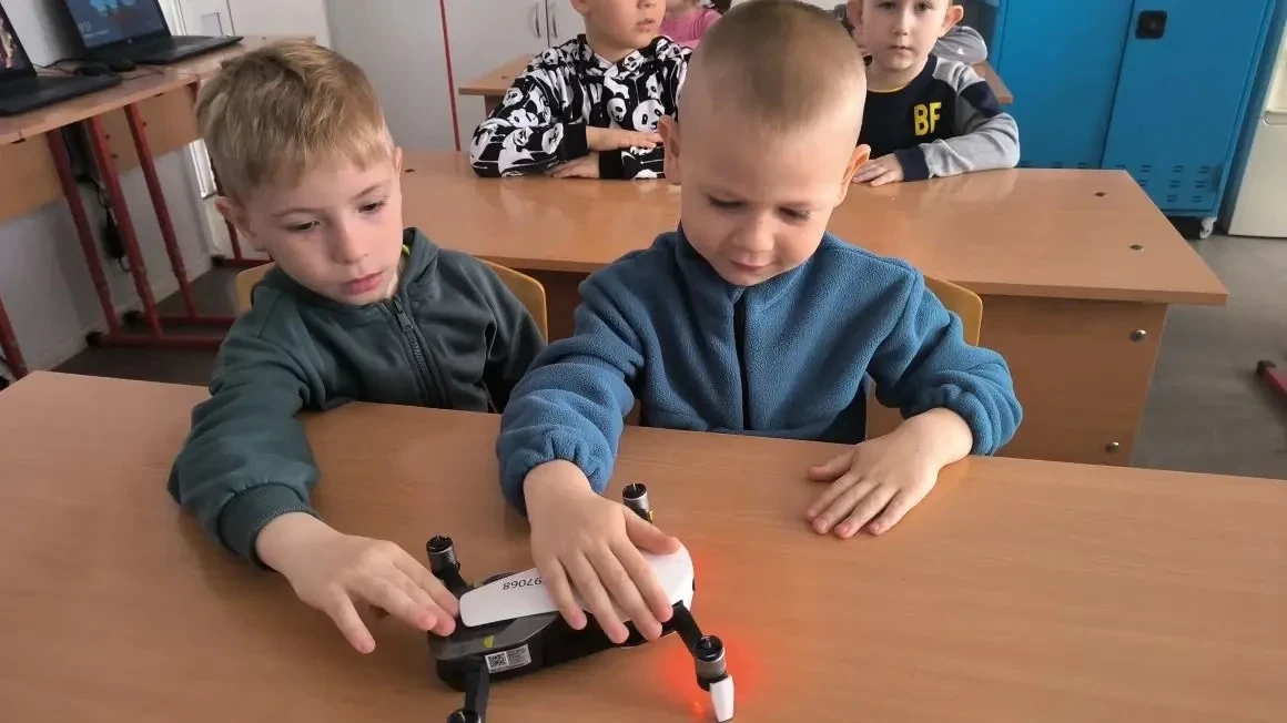 Воспитанники детского сада № 5 станицы Ясенской в рамках сетевого взаимодействия посетили центр «Точ