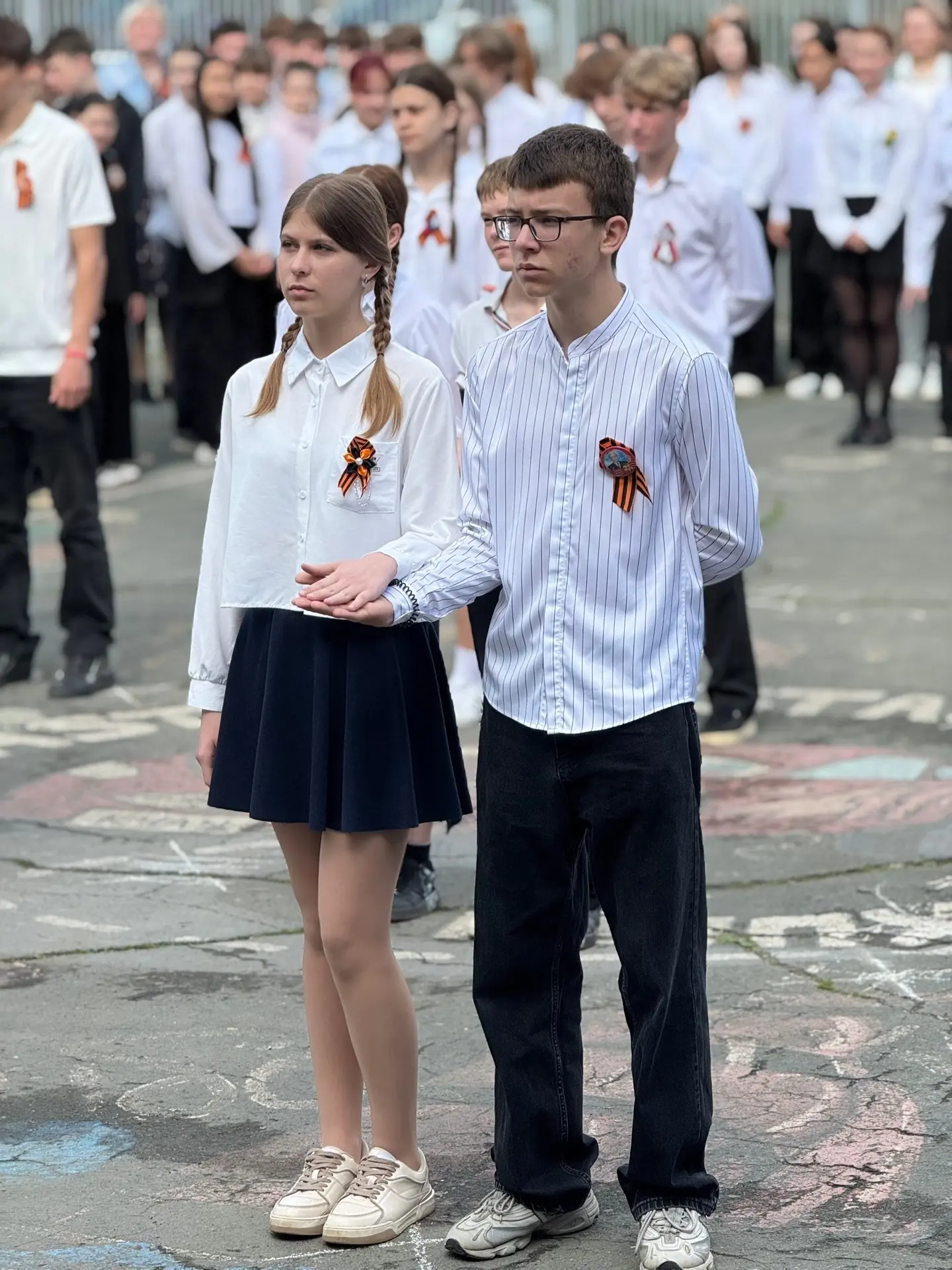 Сегодня, 8 мая, во дворе нашей школы состоялся традиционный митинг, посвящённый великому празднику —