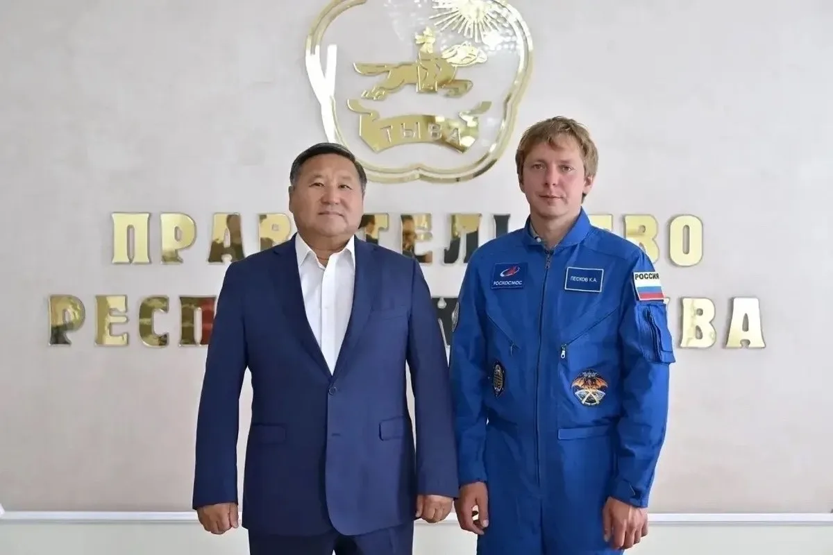 Глава Тувы встретился с космонавтом Кириллом Песковым