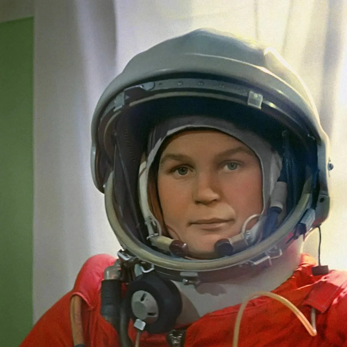 16 июня 1963 г. на космическом корабле «Восток-6» совершила полёт первая в мире женщина-космонавт Ва