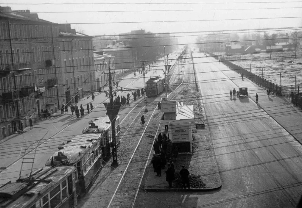 1933.Лесной проспект.