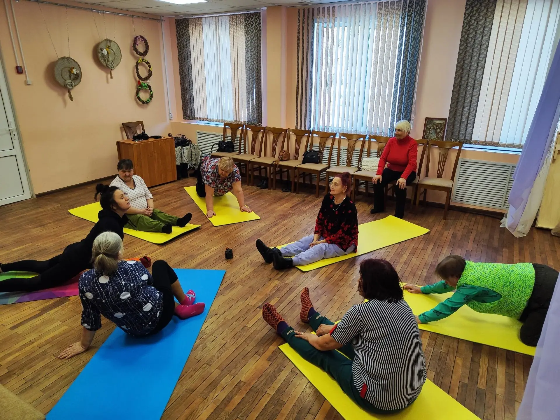 🌟Гармония тела и духа ⁣ 🏡В "Клубе золотого возраста" Монастырщинского комплексного центра социальног