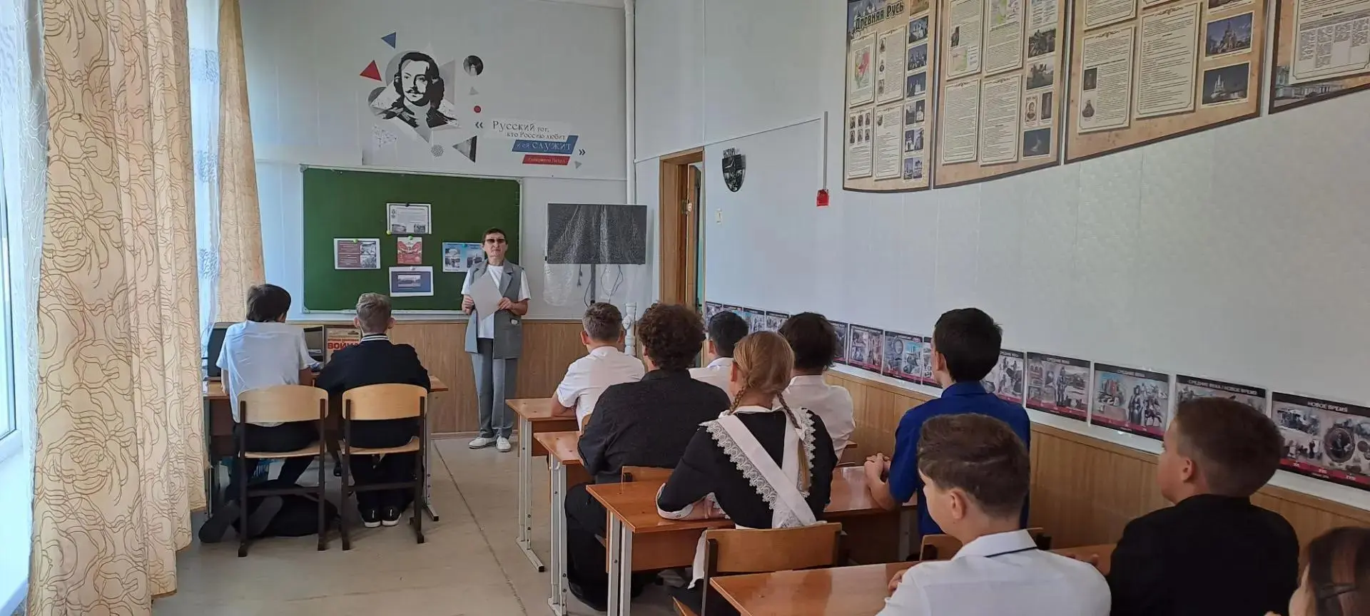 З сентября День Победы над милитаристской Японией и окончание второй мировой войны.