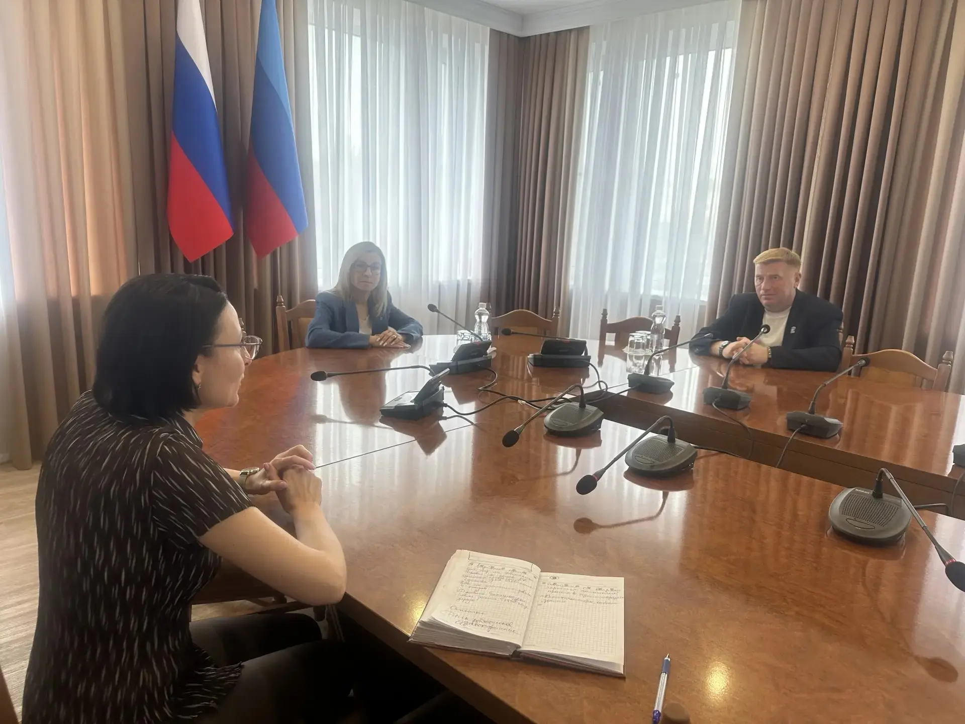 👉👉Проблемы реализации "гаражной амнистии" обсудили в Администрации Луганска

В Администрации Луган