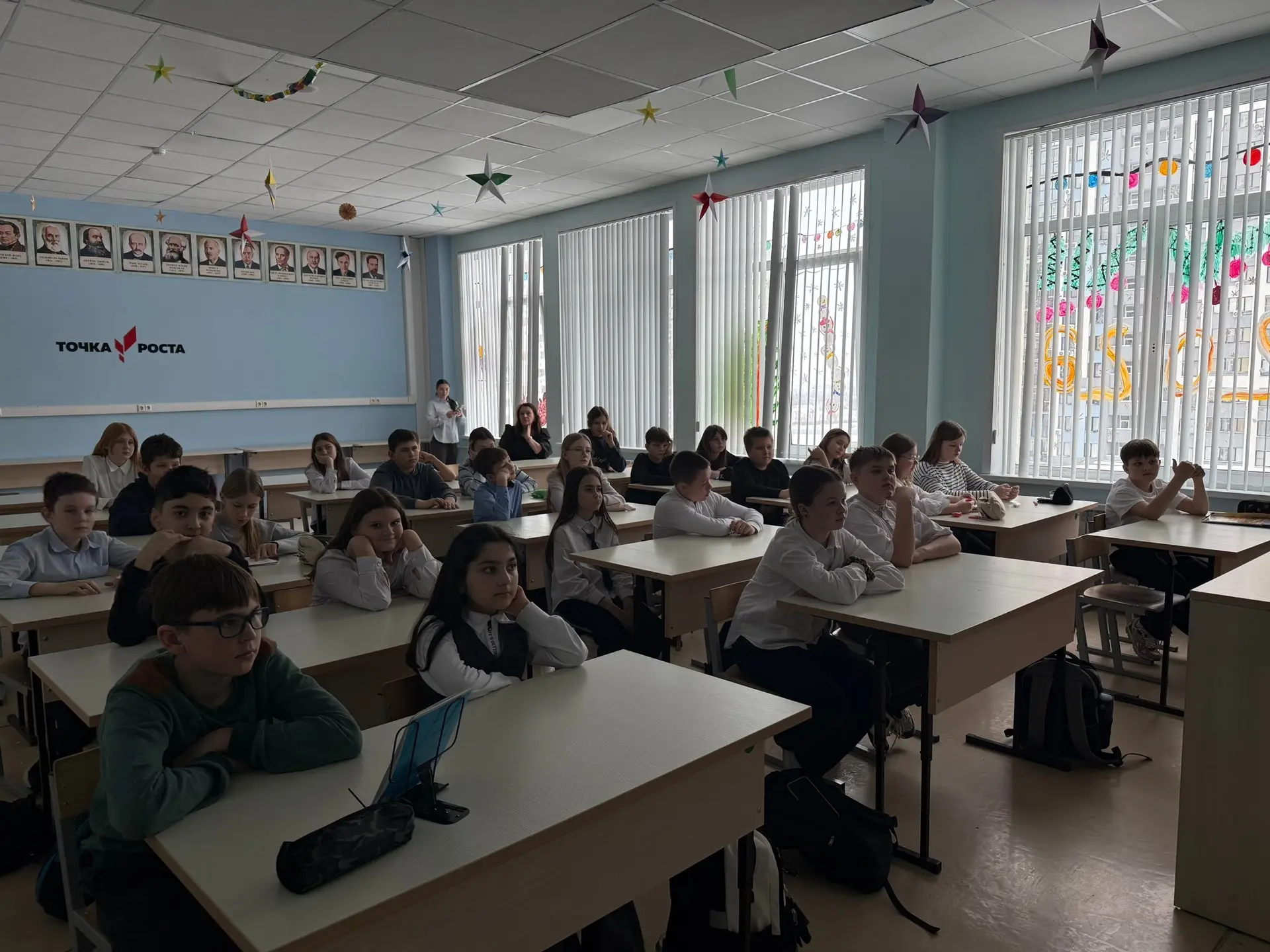 Благотворительность и волонтёрство сегодня в нашем классе  Сегодня для учеников Дядьковской школы пр