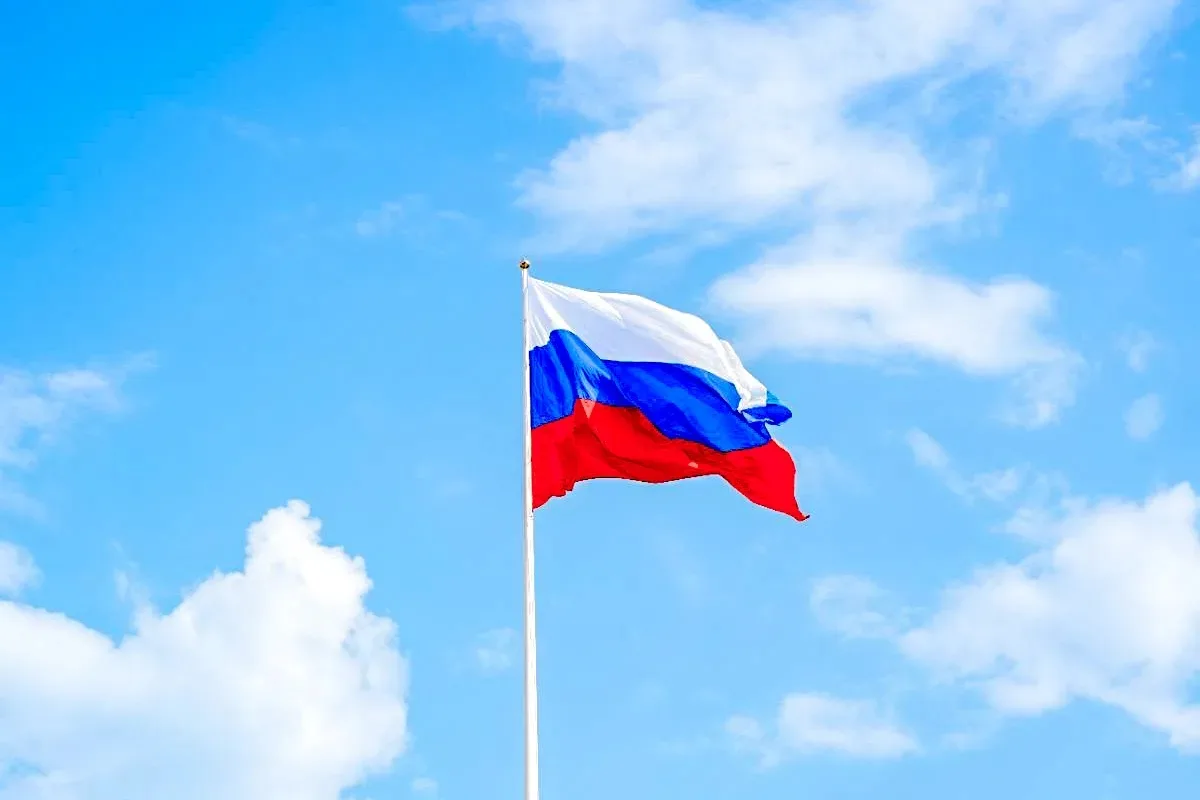 🇷🇺 Сегодня один из главных государственных праздников нашей Родины — День России. Утр...