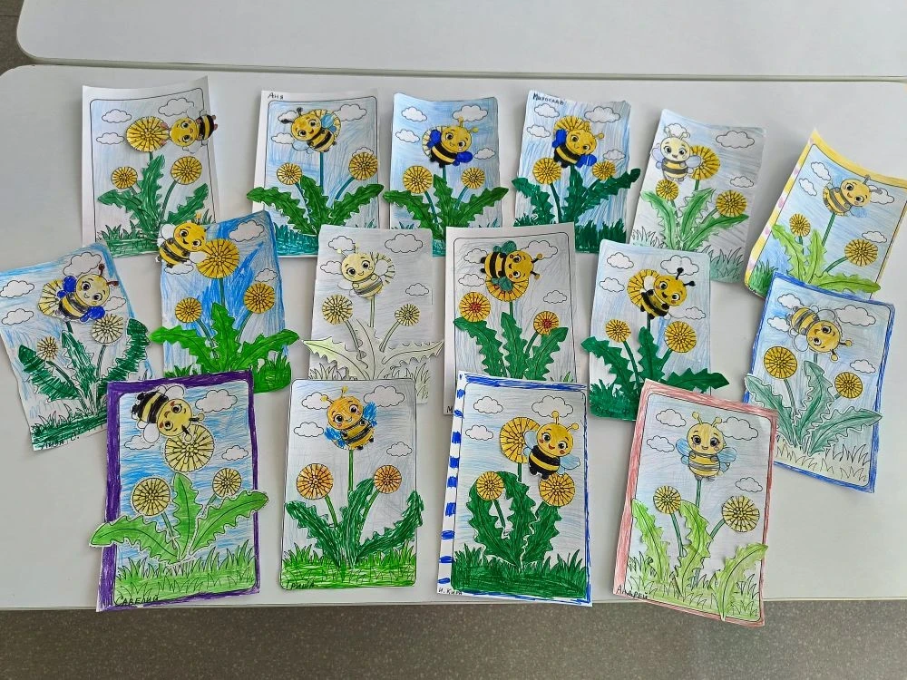 🐝  Всемирный день пчёл  🐝