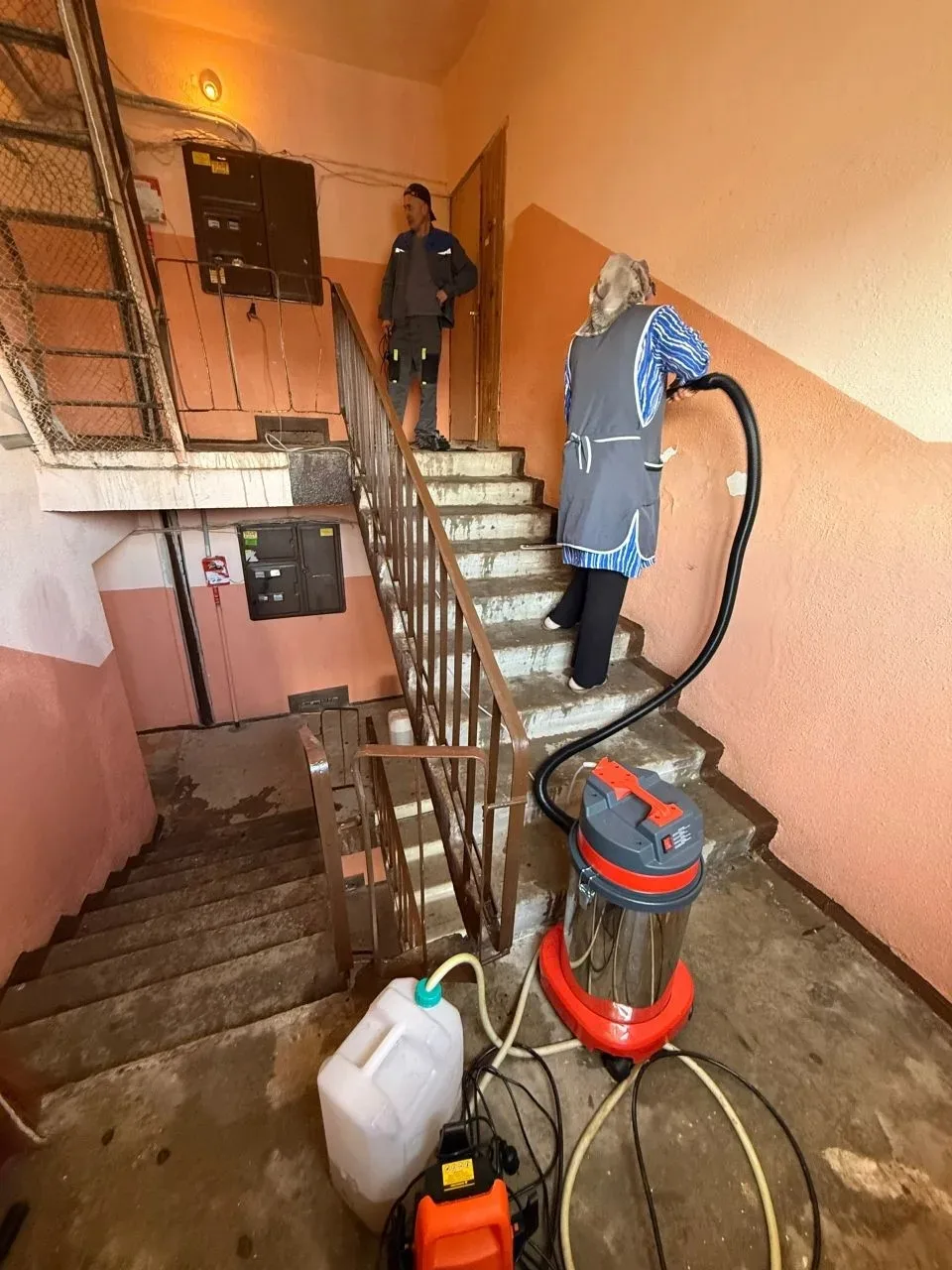Уважаемые жители!