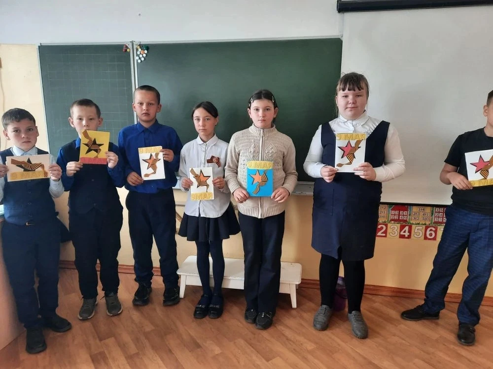 🇷🇺 Маленькие сердца, великая память.