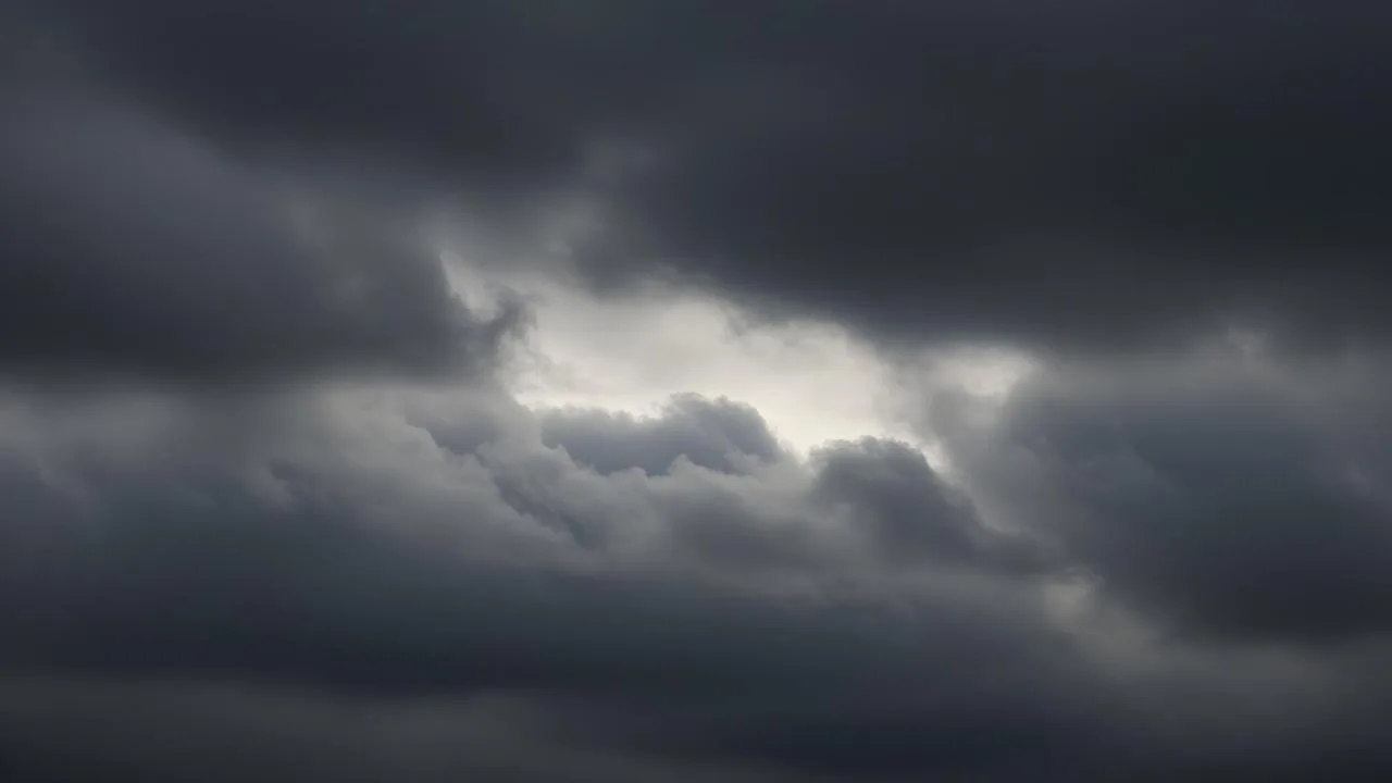 🌬️ На Новосибирскую область надвигается шторм