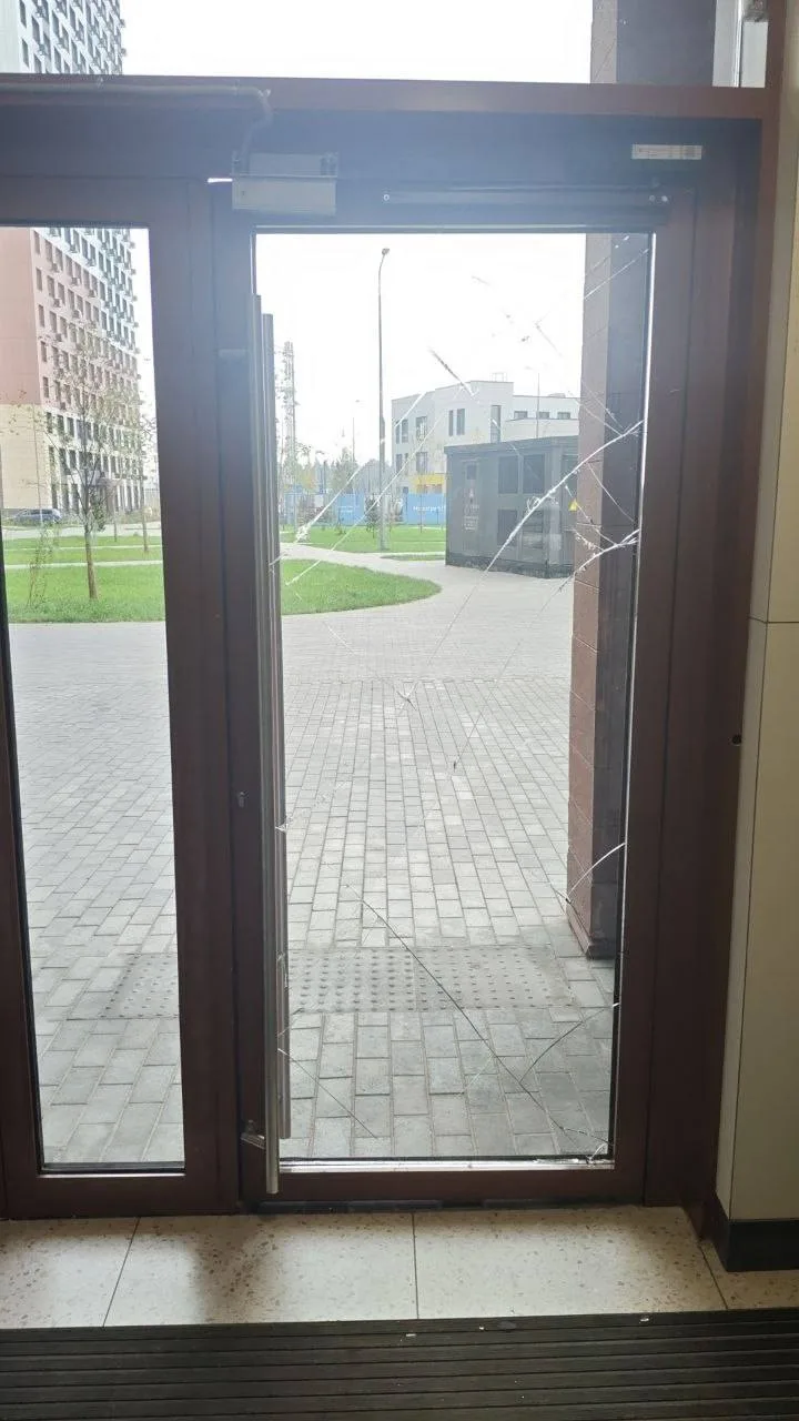 Злодея поймала камера домофона