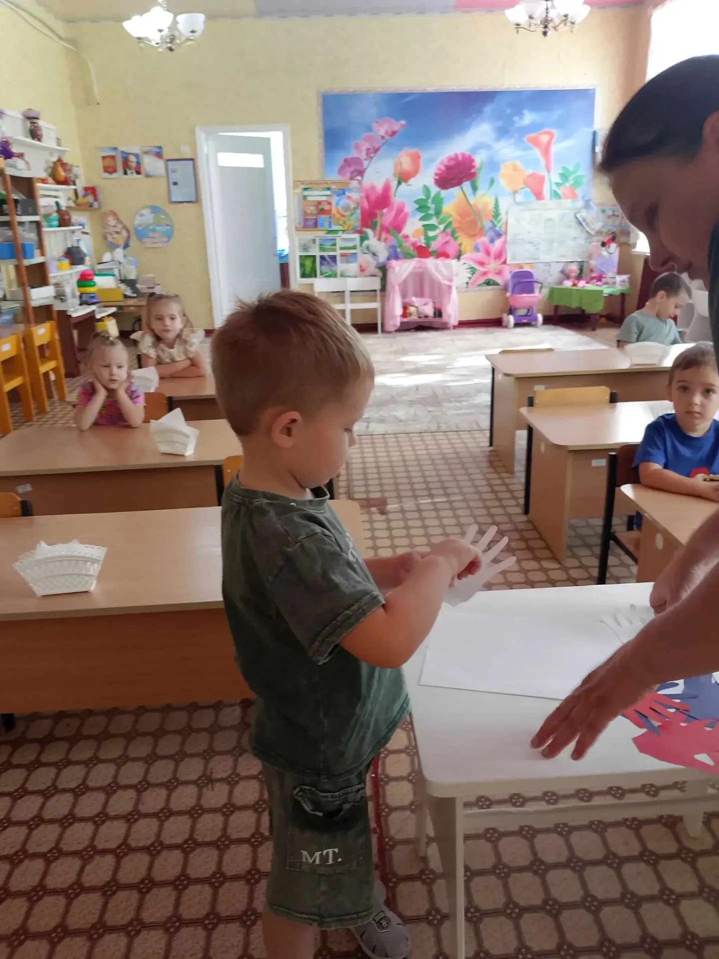 В предверии  дня "Российского флага"