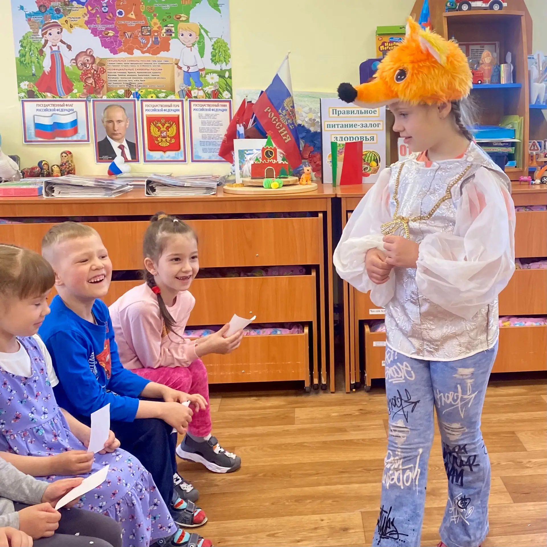 Спектакль без взрослых: как девочки из старшей-подготовительной группы устроили свой те...