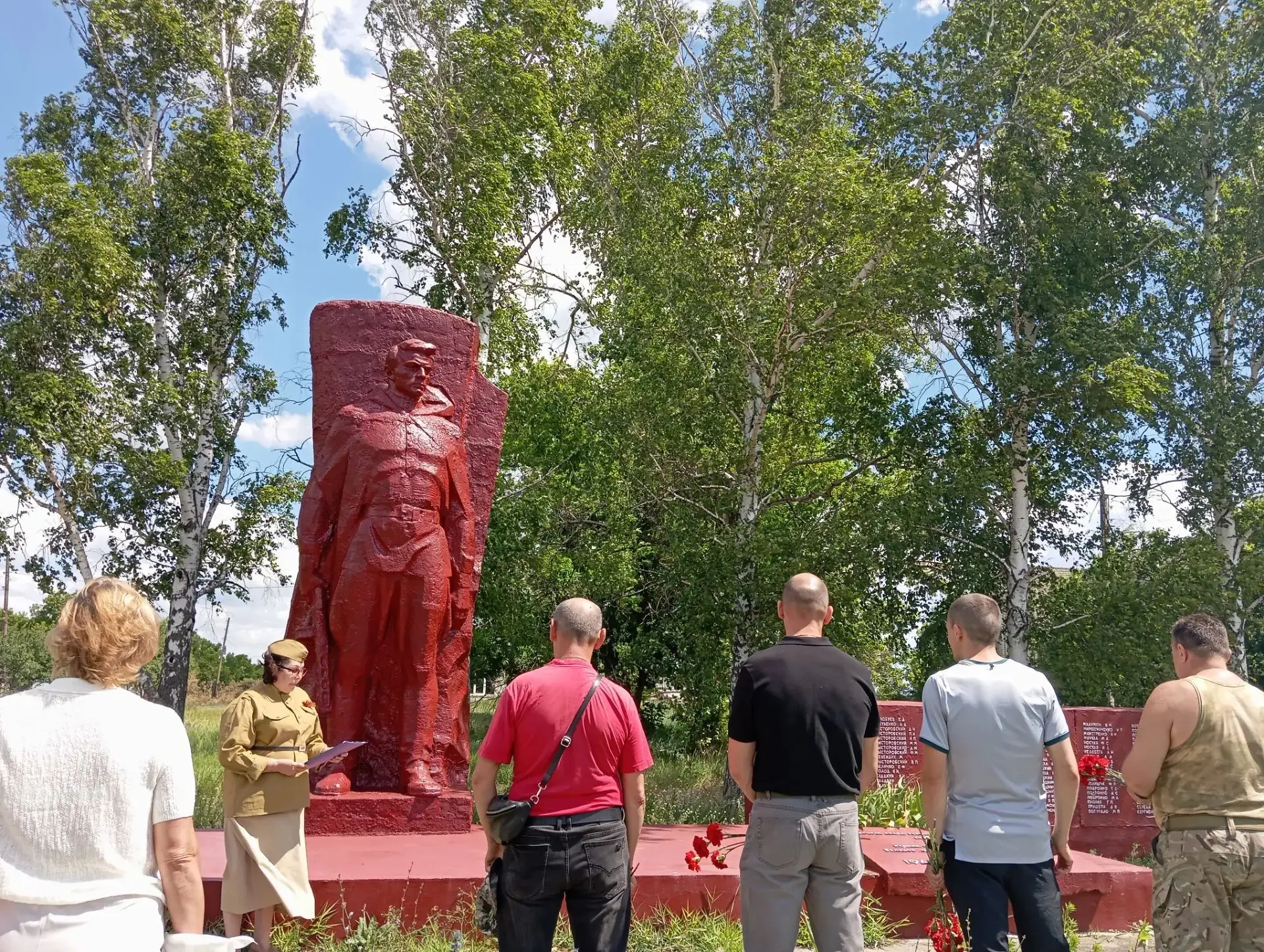 В день памяти и скорби 22 июня Колядовский сельский дом культуры почтил память защитников Родины. 
 