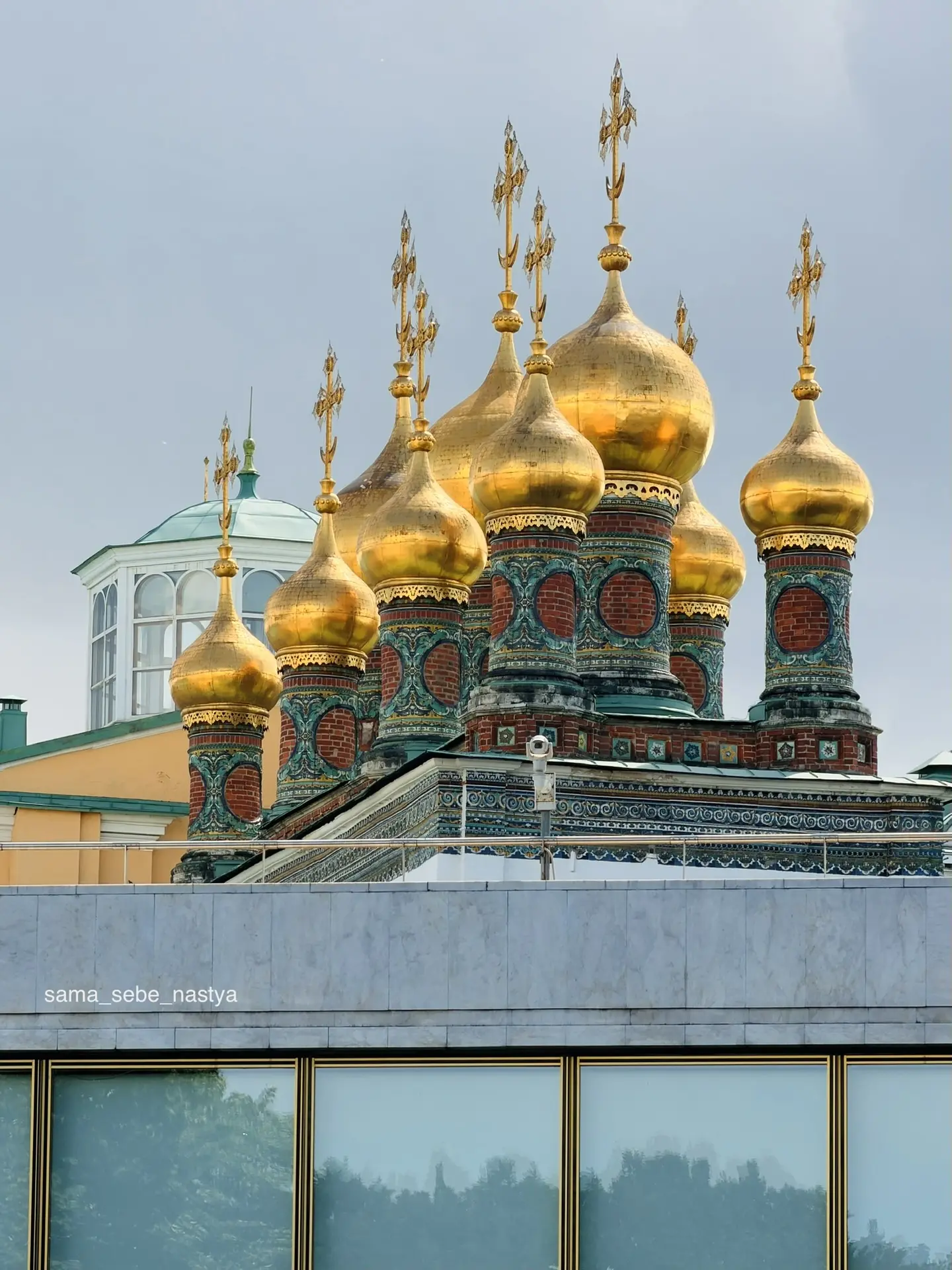 Какой красивый ритм куполов 😍
Всем привет из Кремля!

Москва сегодня