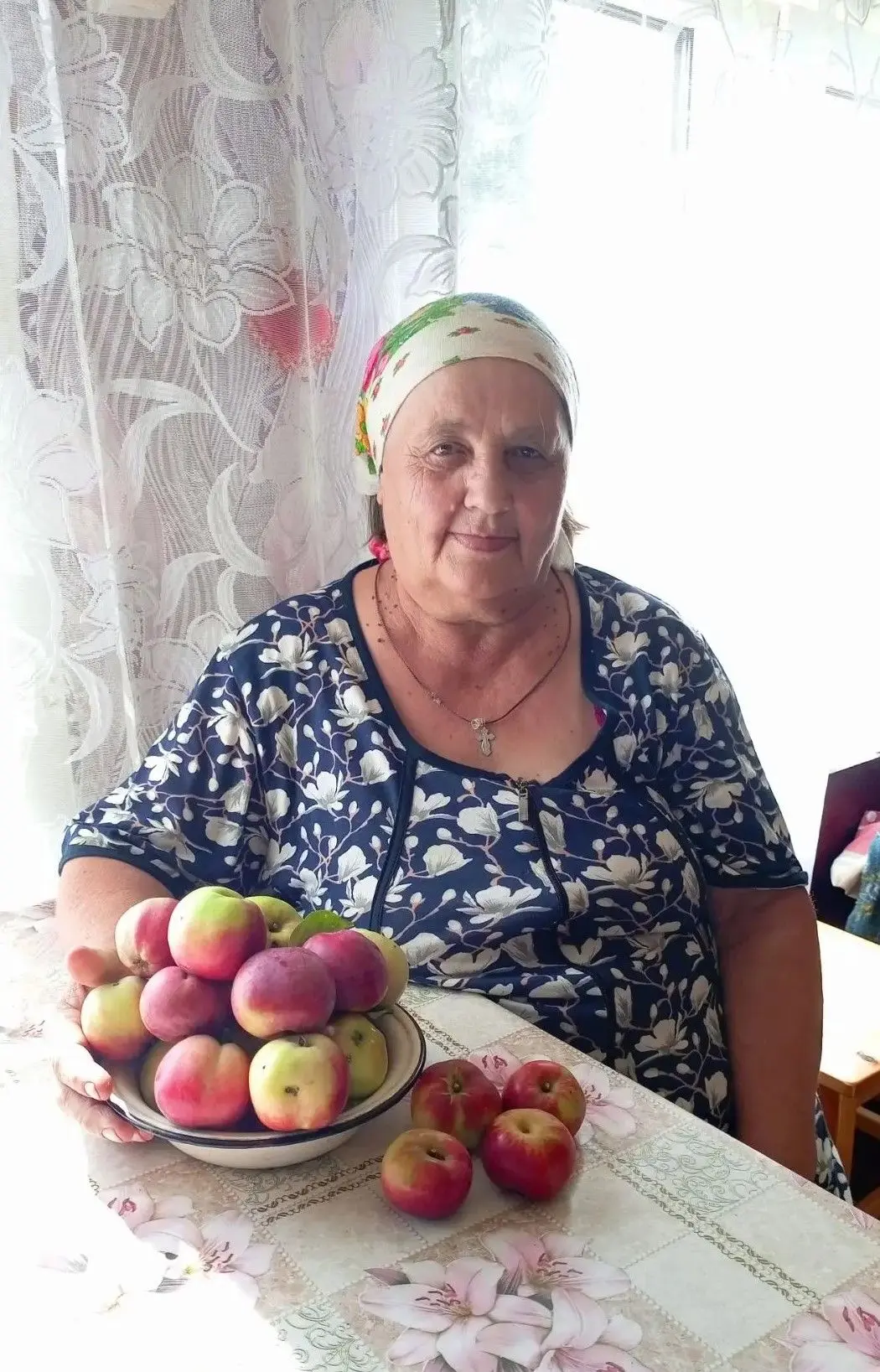 Светлый праздник Преображения: как социальные работники дарят тепло своим подопечным