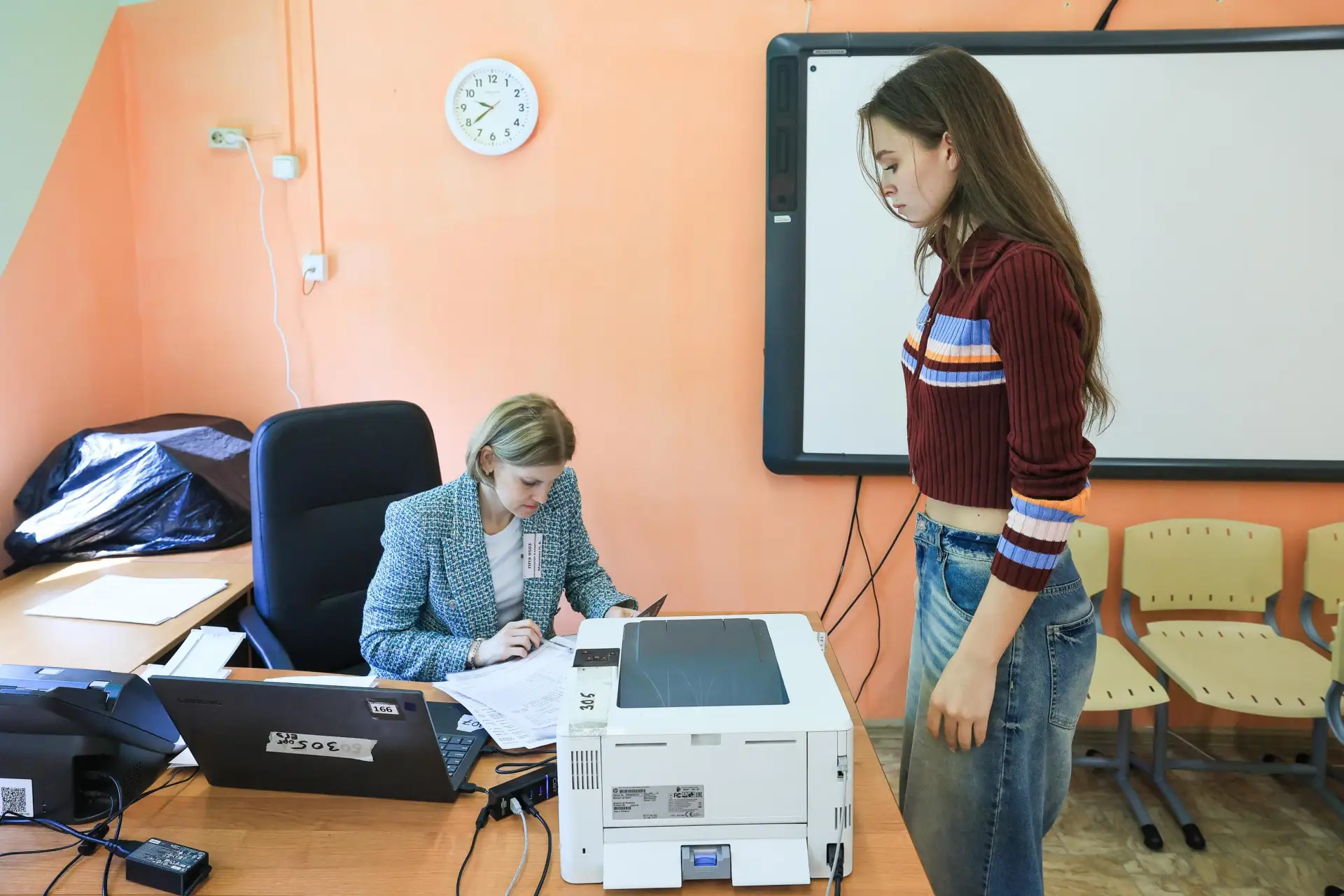 «Очень обидно»: отличники идут на платное, пока бюджет в вузах занимают олимпиадники. В...