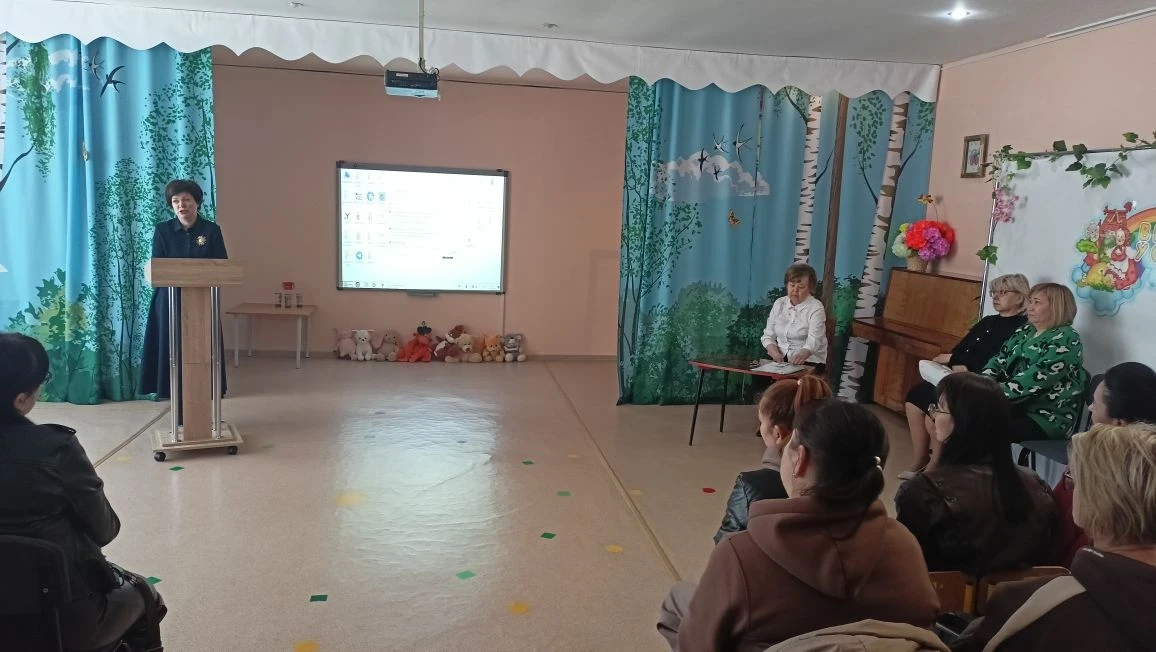 Общее собрание для родителей выпускников детского сада

27 апреля в нашем детском саду прошло общее 